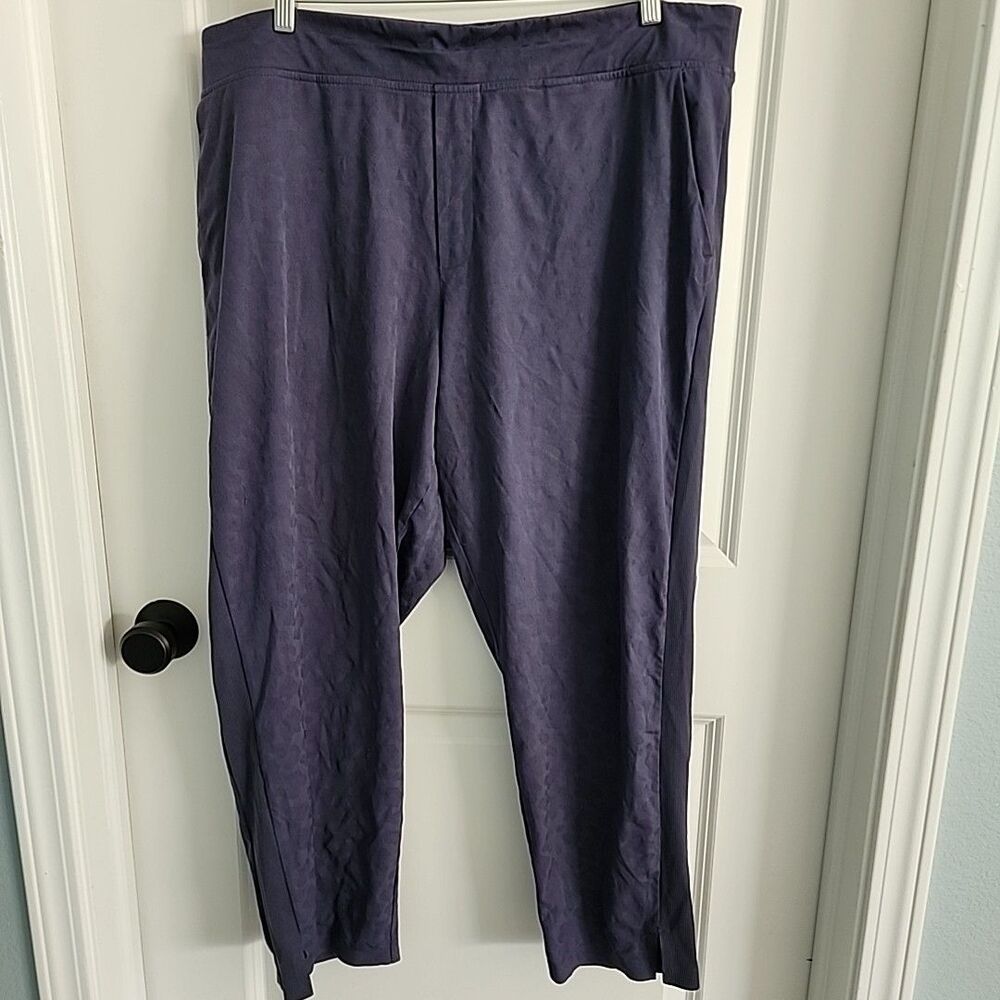 Athleta Women’s size 18 jogger pants. EUC - Picture 3 of 10